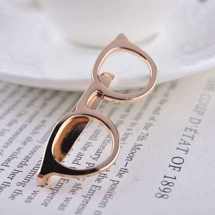 Glasses Pin