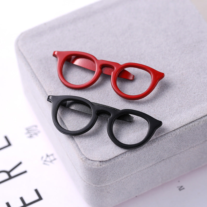 Glasses Pin